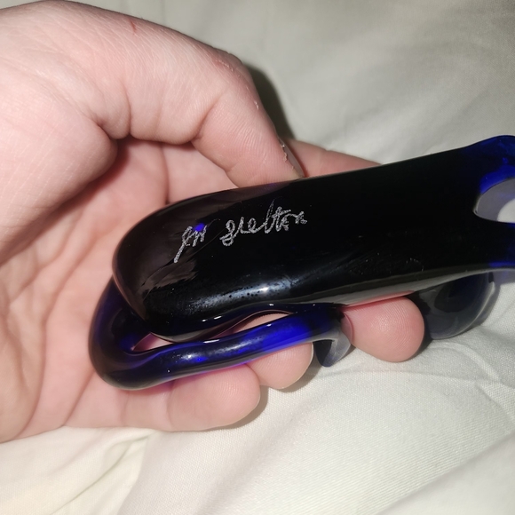 Cobalt Blue Cat Figurine 🐈 - Picture 6 of 6